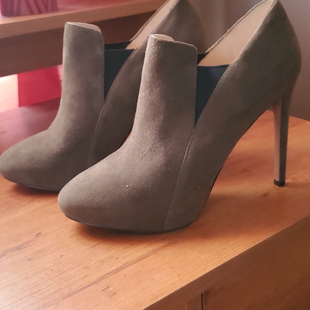 Ladies bootie